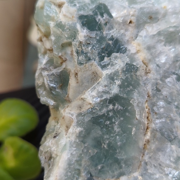 Green Fluorite Freeform - Navidad Mine, Durango Mexico - UV Reactive - Picture 6 of 7